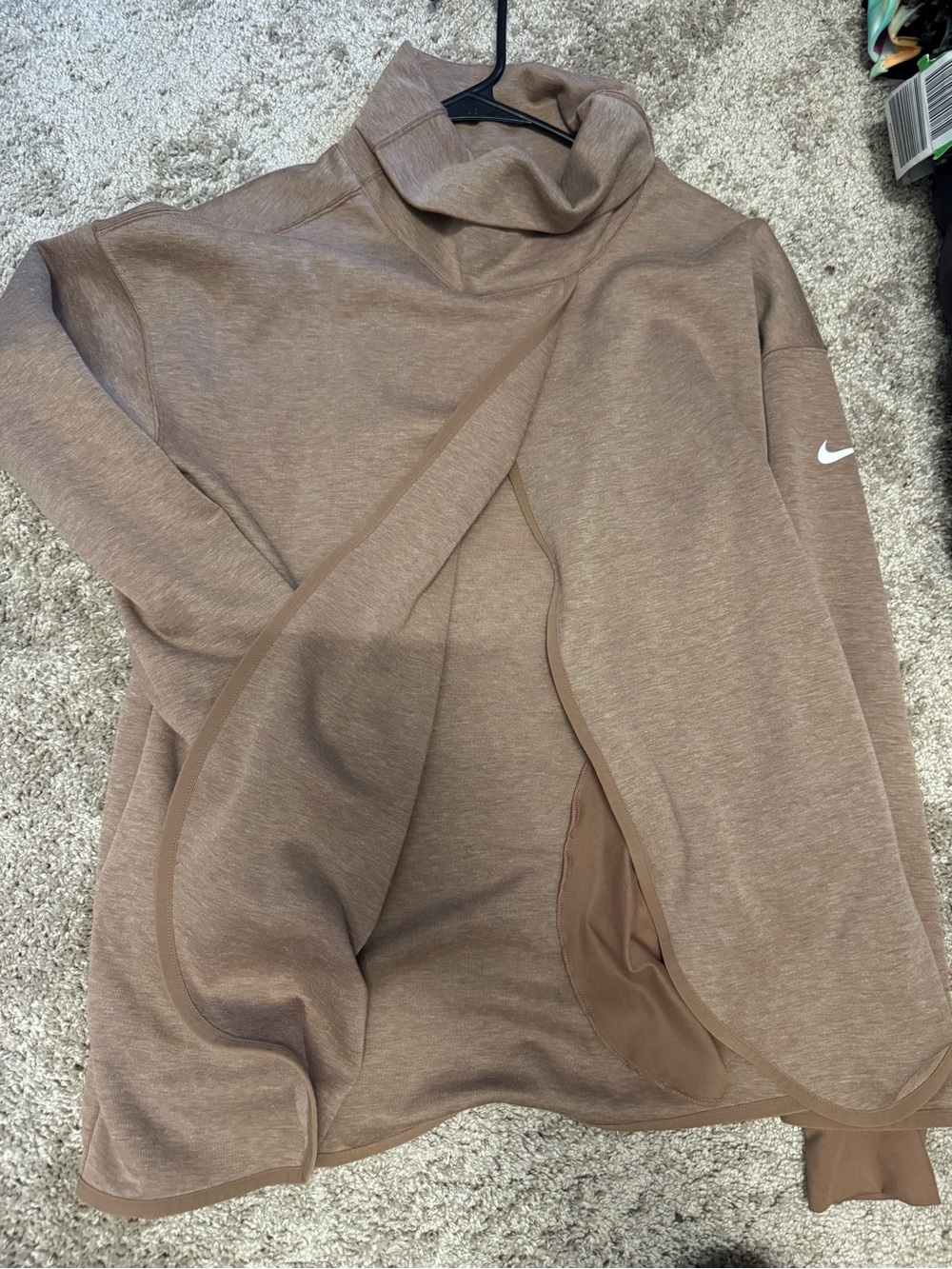 Nike sweater for pregnant or casual